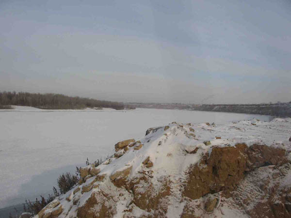 Река Ахтуба во льдах