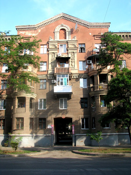 сталинское здание в Волгограде