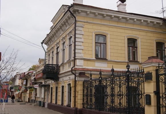 здание Саратова 