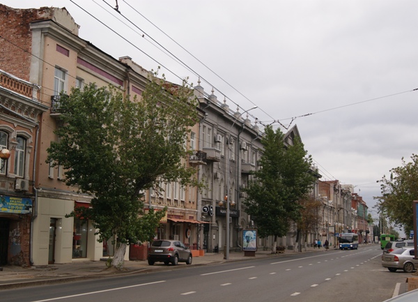 Московская улица в Саратове