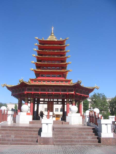 Пагода Семи дней, Элиста