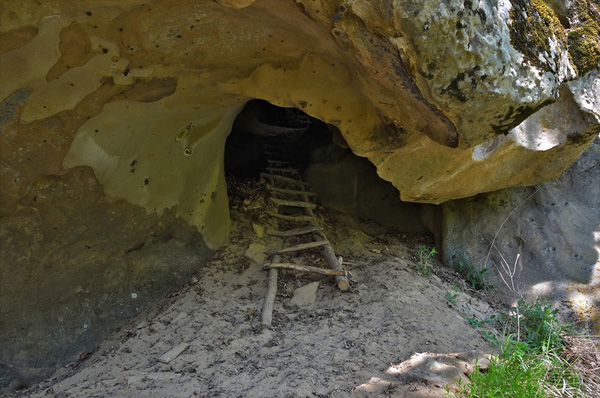 пещера джоласа