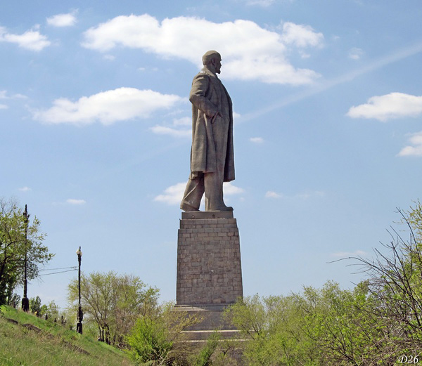 памятник ленину волгоград