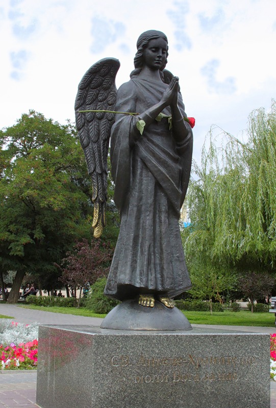 скульптура ангел хранитель