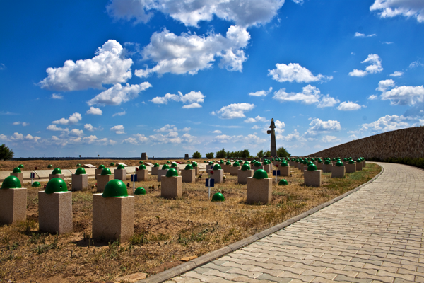 могилы русских солдат в Россошках