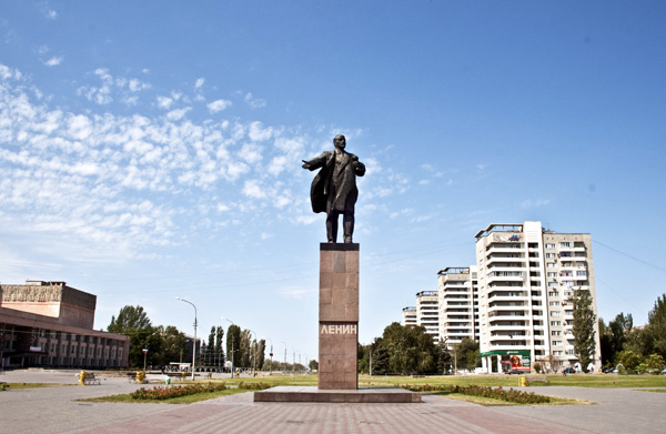 Памятник В.И. Ленину в Волжском