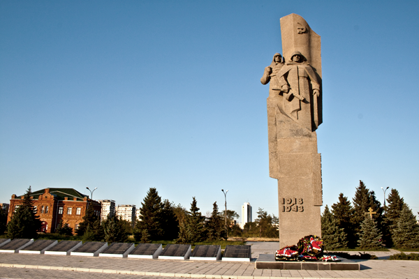 Памятник, посвященный жертвам Гражданской и Отечественной войн