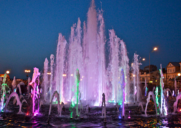 Музыкальный фонтан в Астрахани